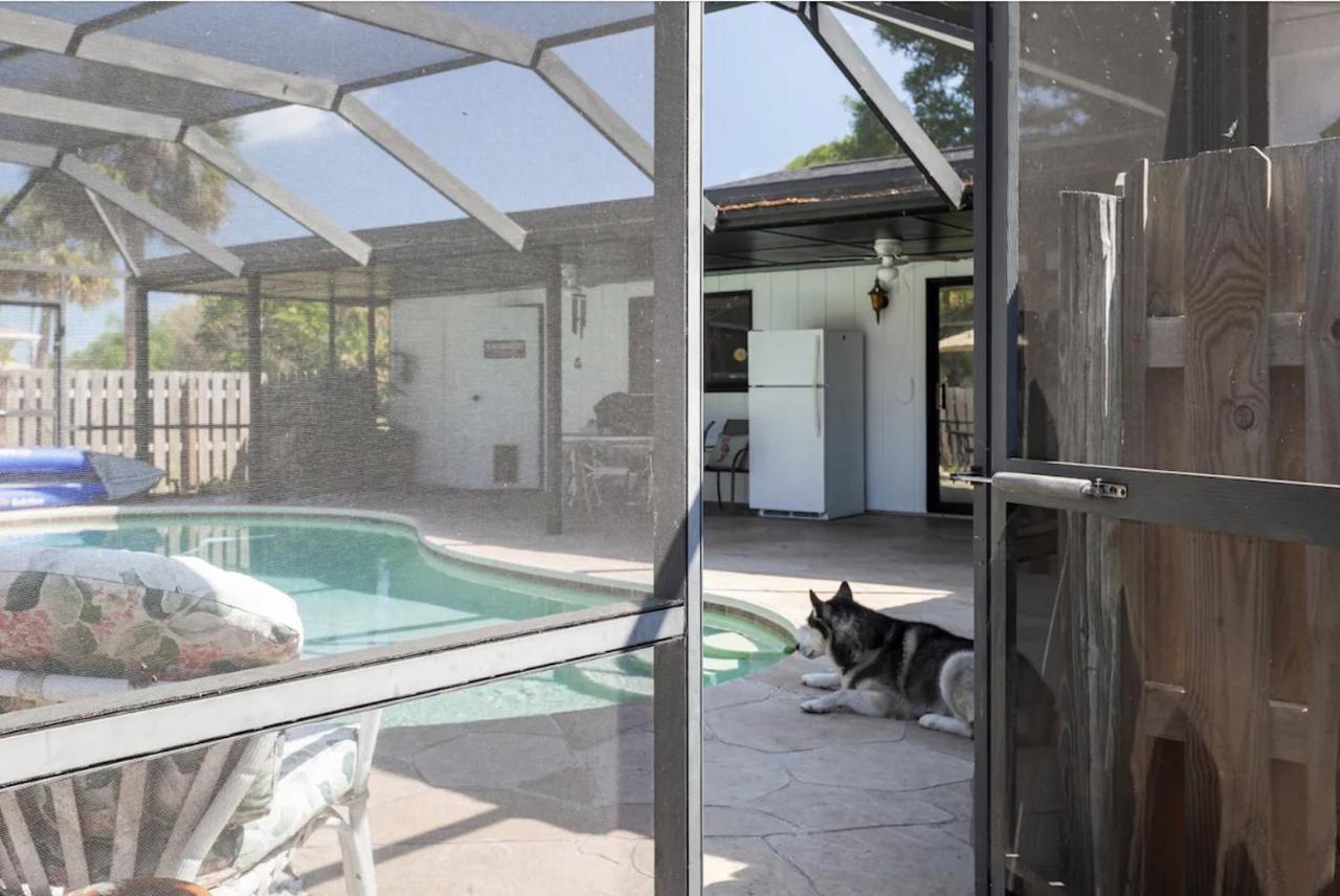 Serenity Studio Hotel Fort Pierce Exterior photo